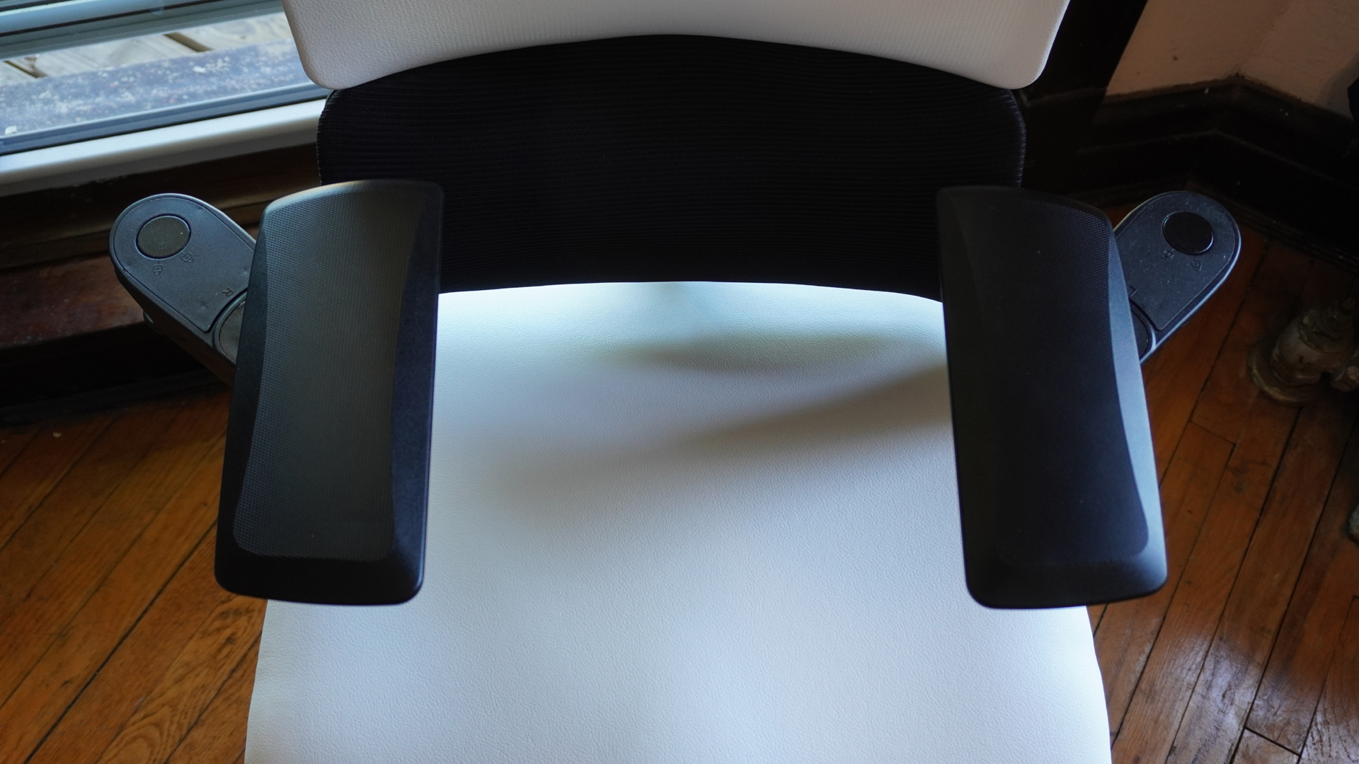 Mavix M9 Chair