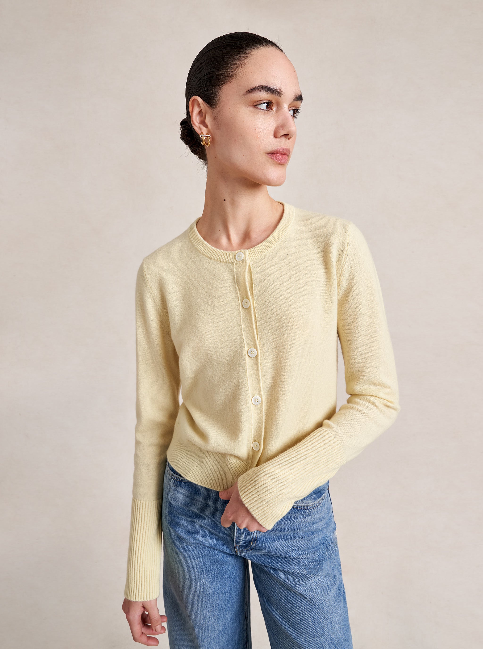 Solid Lean Lines Cardigan Xxs in Yellow