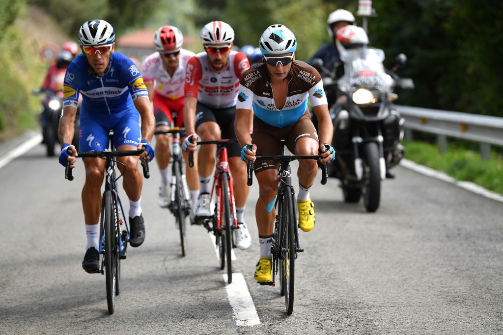 Philippe Gilbert and Clem&eacute;nt Venturini (AG2R La Mondiale) in the break on stage 13