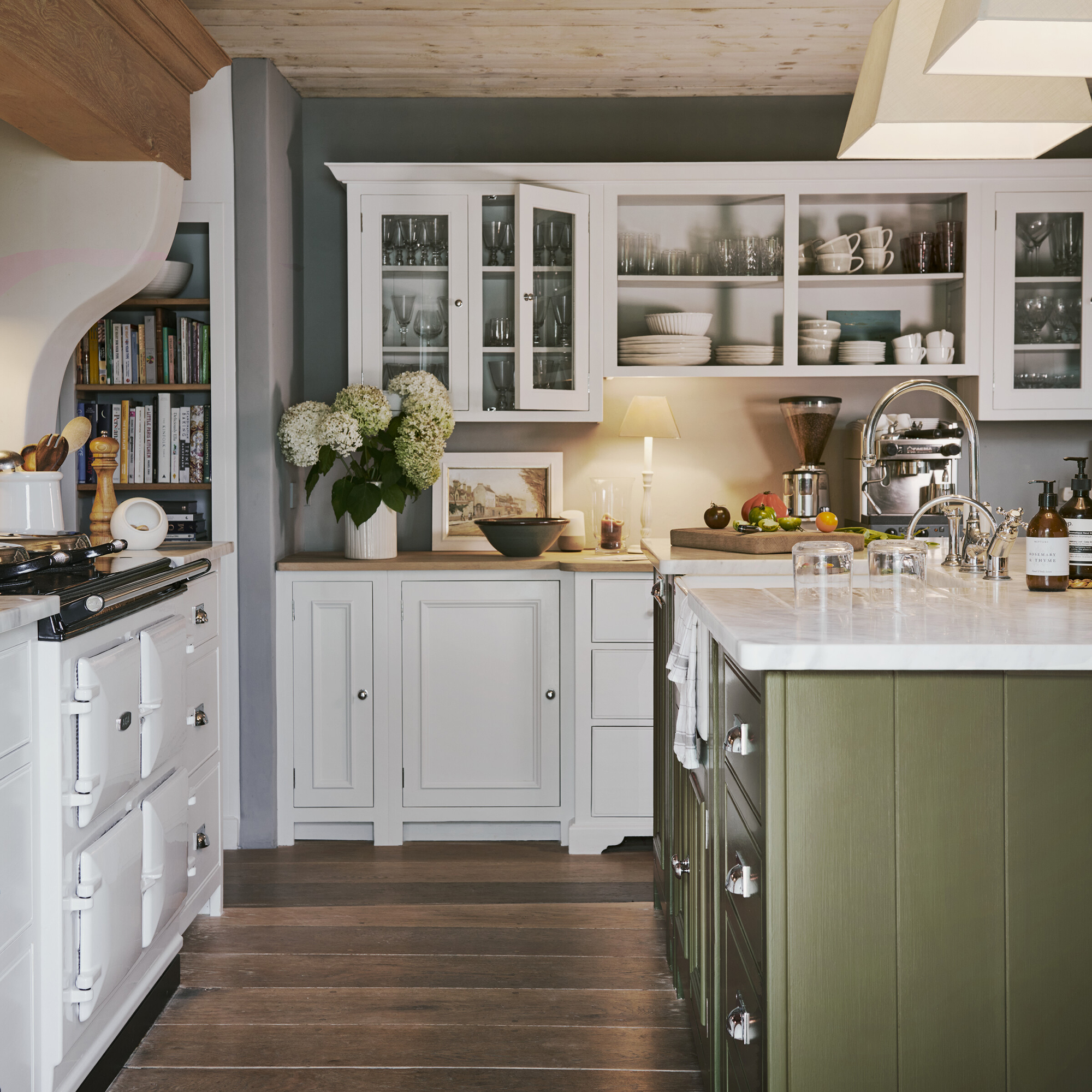 Neptune founder's kitchen