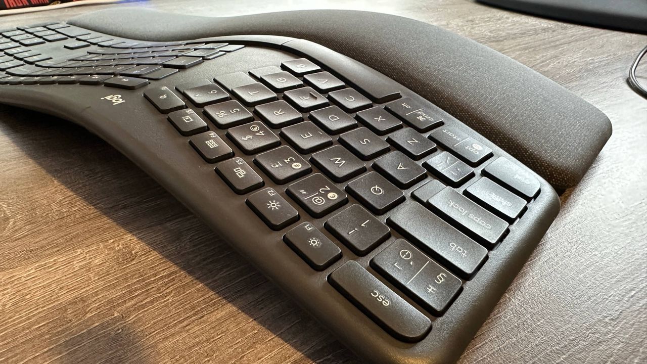 Logitech Ergo K860 ergonomic keyboard