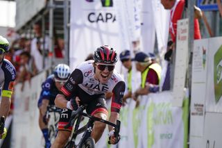 Marc Hirschi tames tense finale to win Giro della Toscana