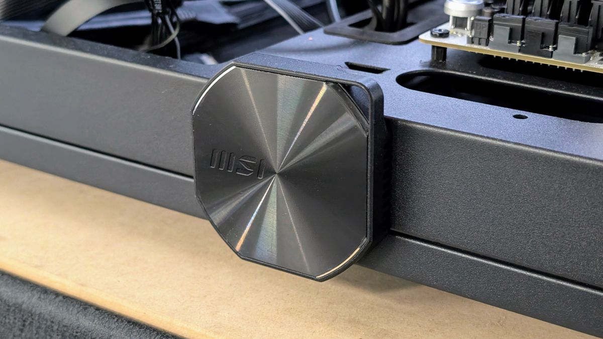 MSI Datamag 20Gbps portable SSD review