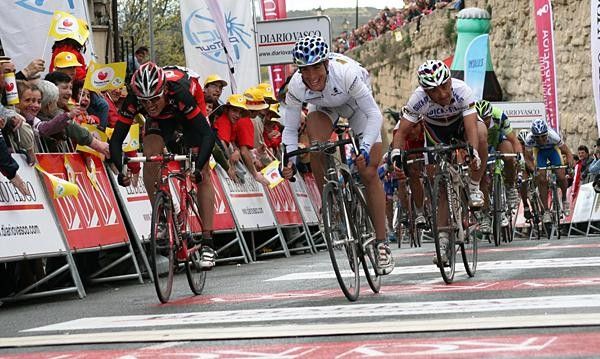 Luis Leon Sanchez makes a big push to overtake Herrero.