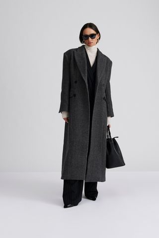 Levelle Coat