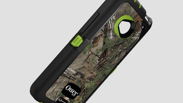 Otterbox Defender with Realtree case
