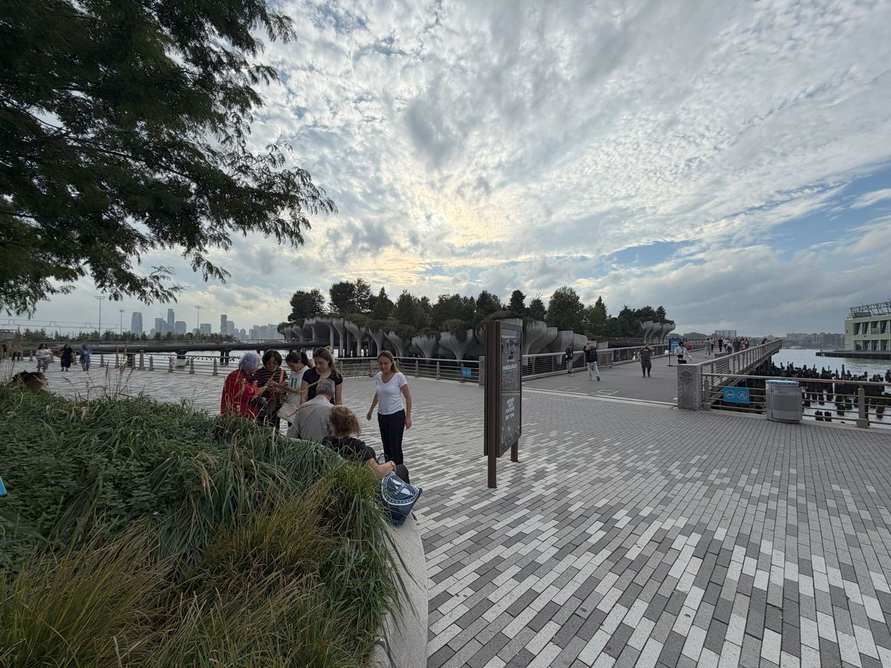 Apple iPhone 17 Pro Max ultrawide sample.