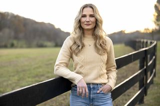 Jennifer Nettles of Farmer Wants a Wife