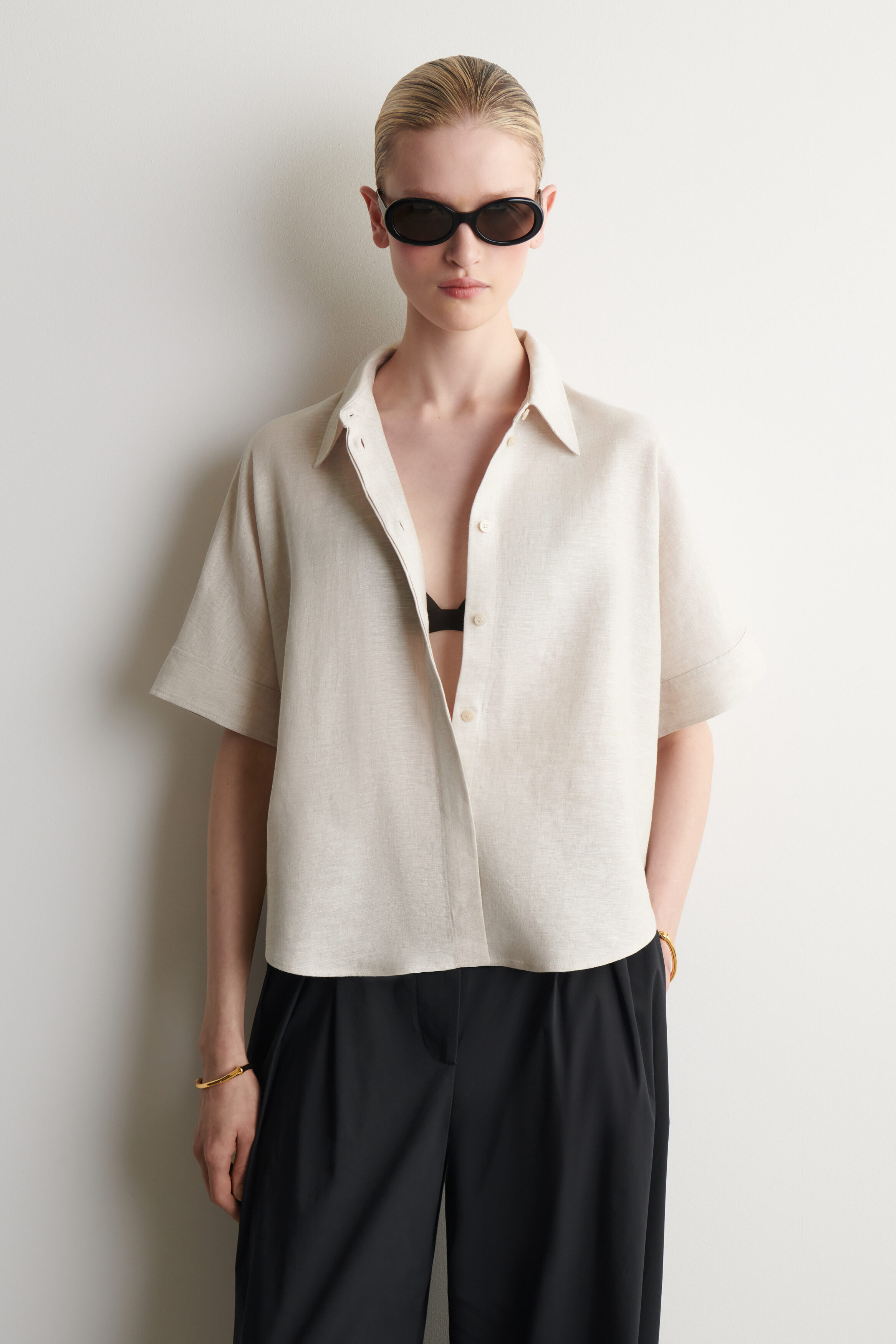 Oversized Short-Sleeved Linen Shirt