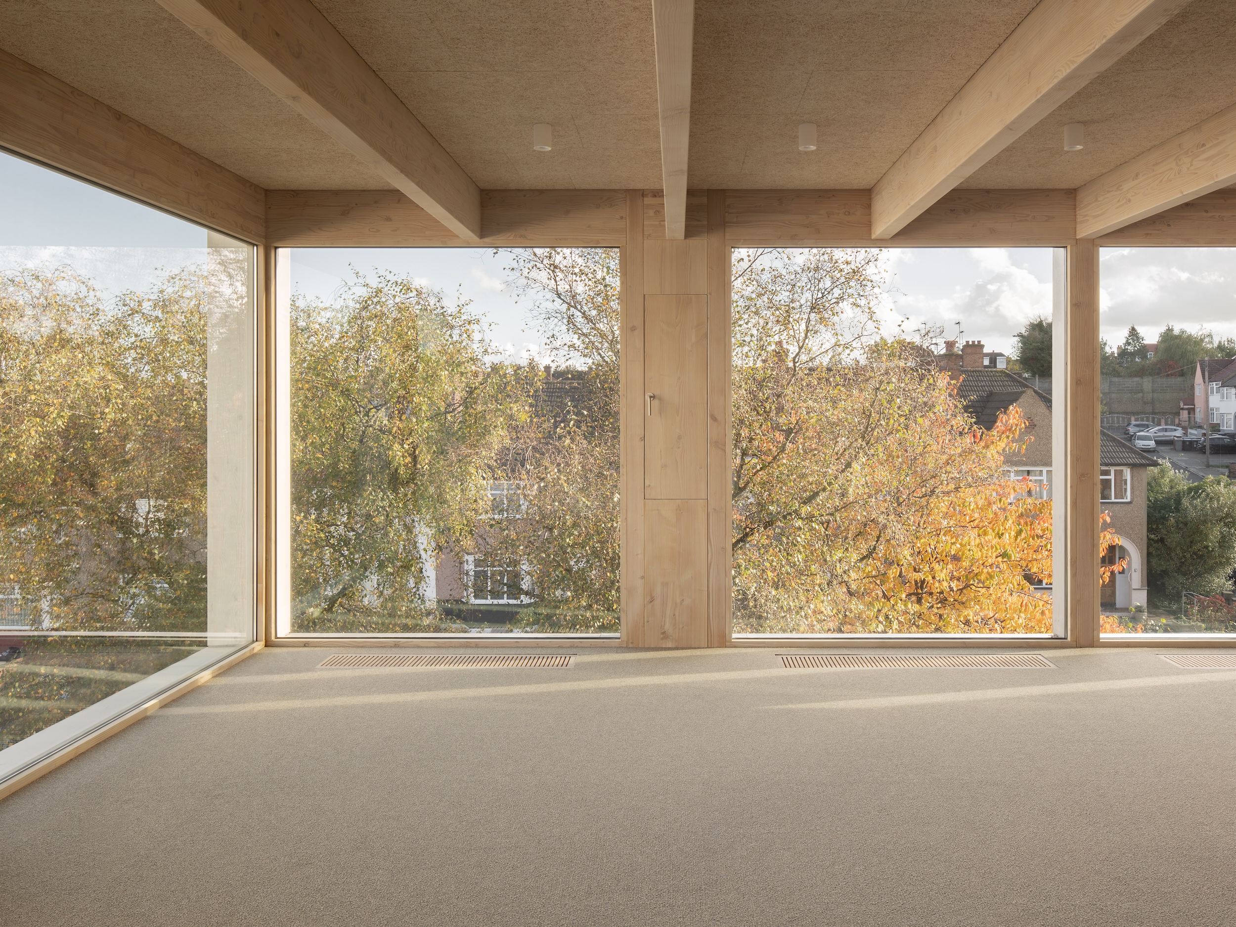 New Wave House, London, by Thomas-McBrien Architects