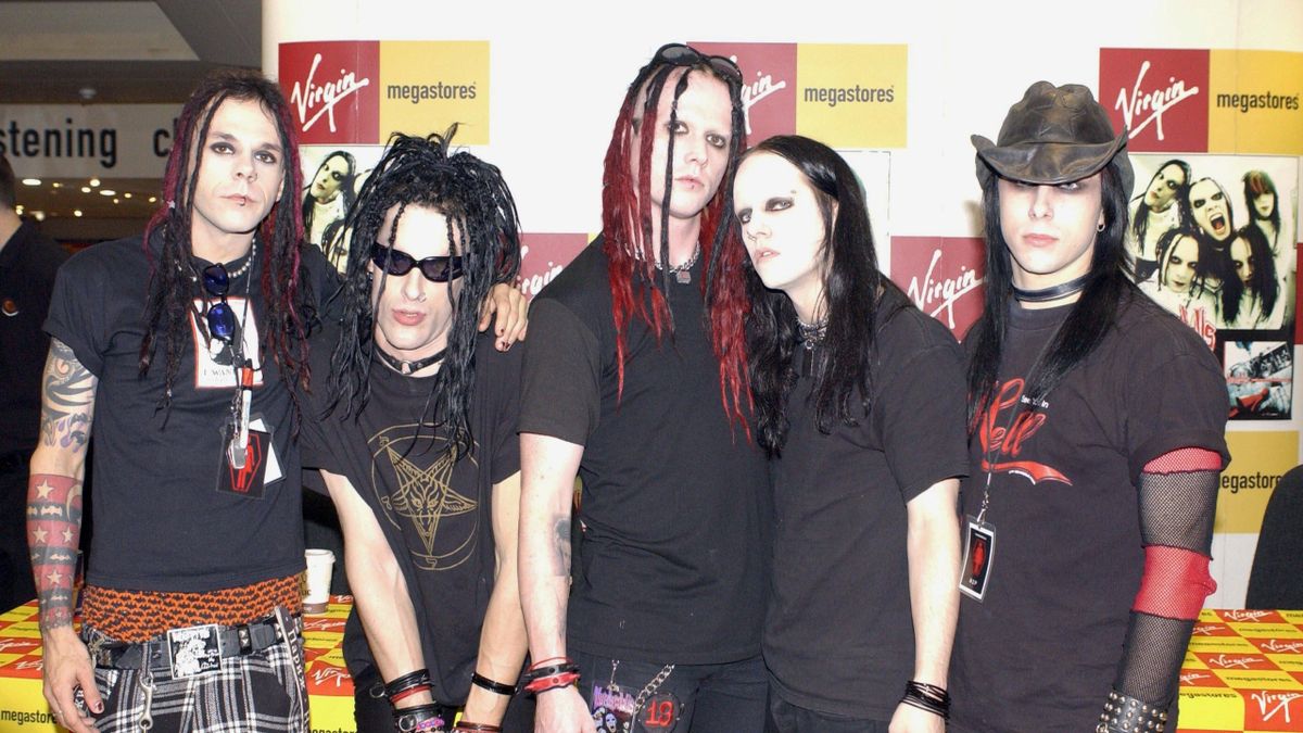 Murderdolls in 2002