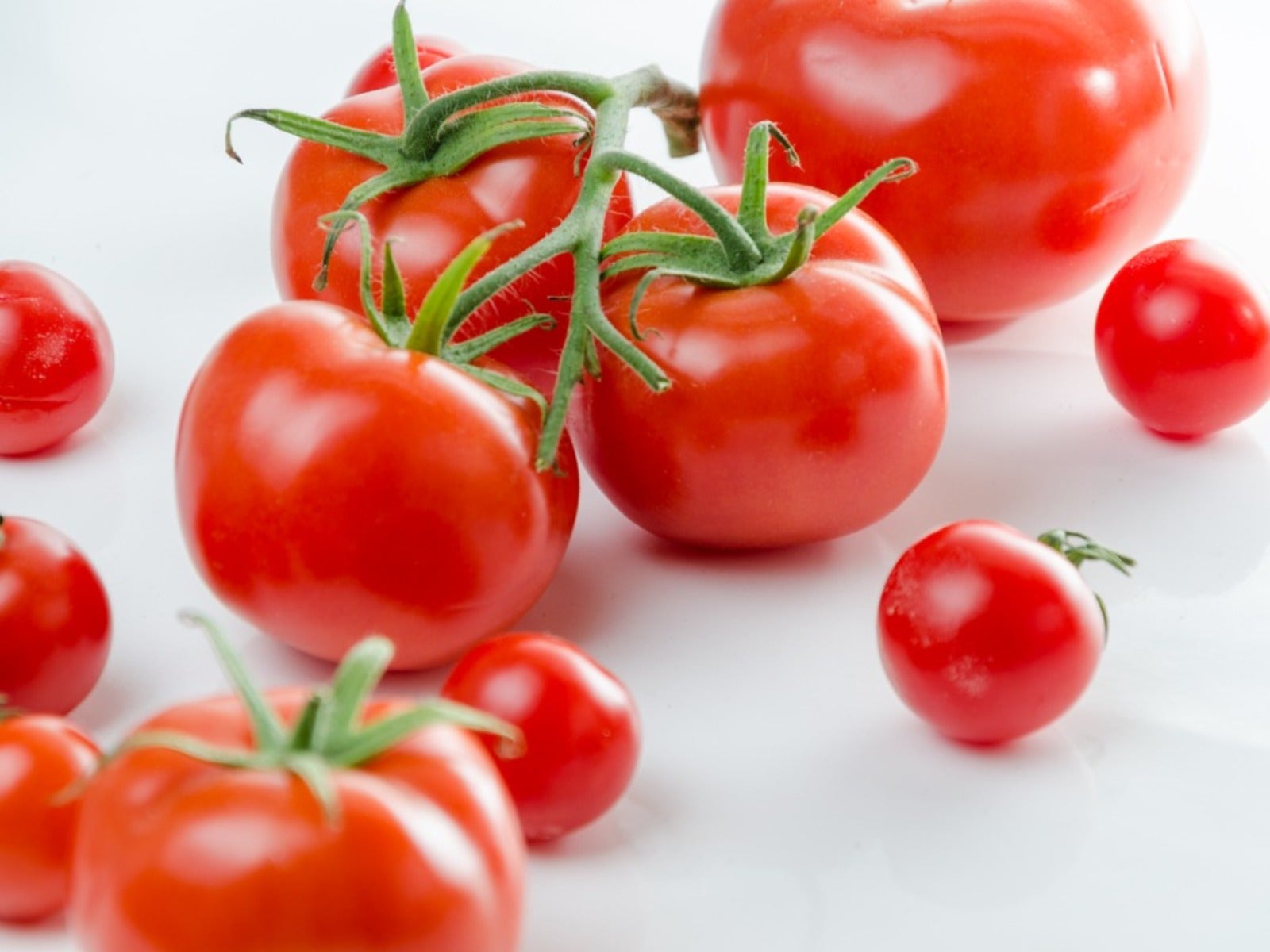 10 Health Benefits Of Tomatoes