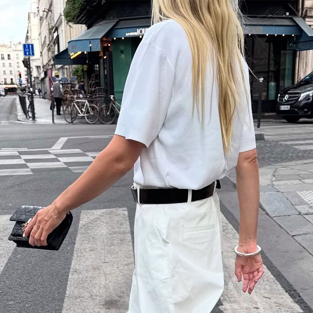 Flip-Flops Are Chic With Jeans, But Stylish People Are Also Wearing Them With This Pant Trend