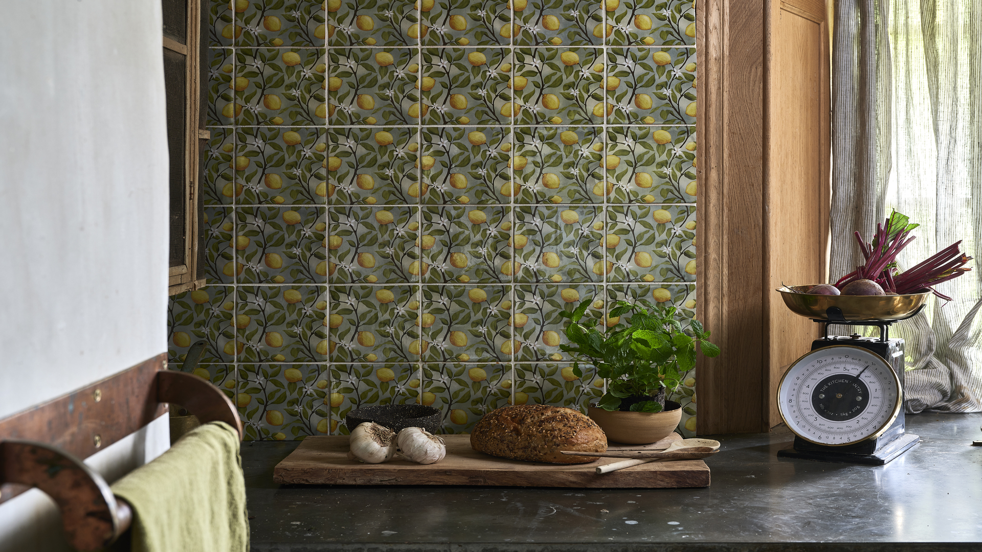 Botanical kitchen tiles