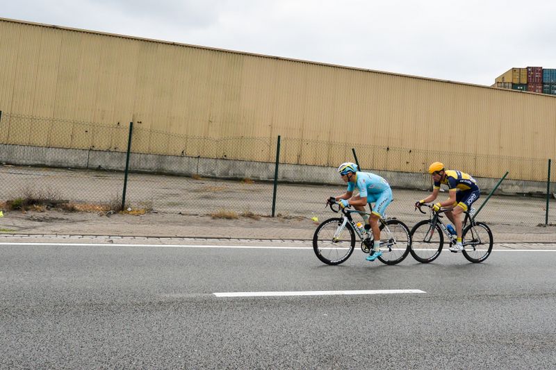 Ruslan Tleubayev (Astana Pro Team) and Wouter Mol (Cyclingteam Join's - De Rijke) in the breakaway