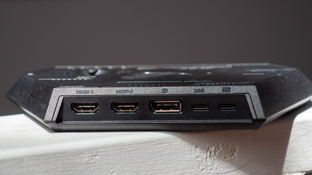 The back of Xreal ROG R1's included dock and all the ports