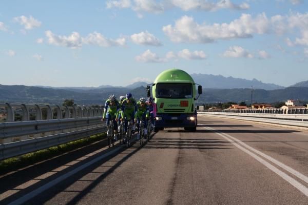 The only traffic was a Liquigas truck