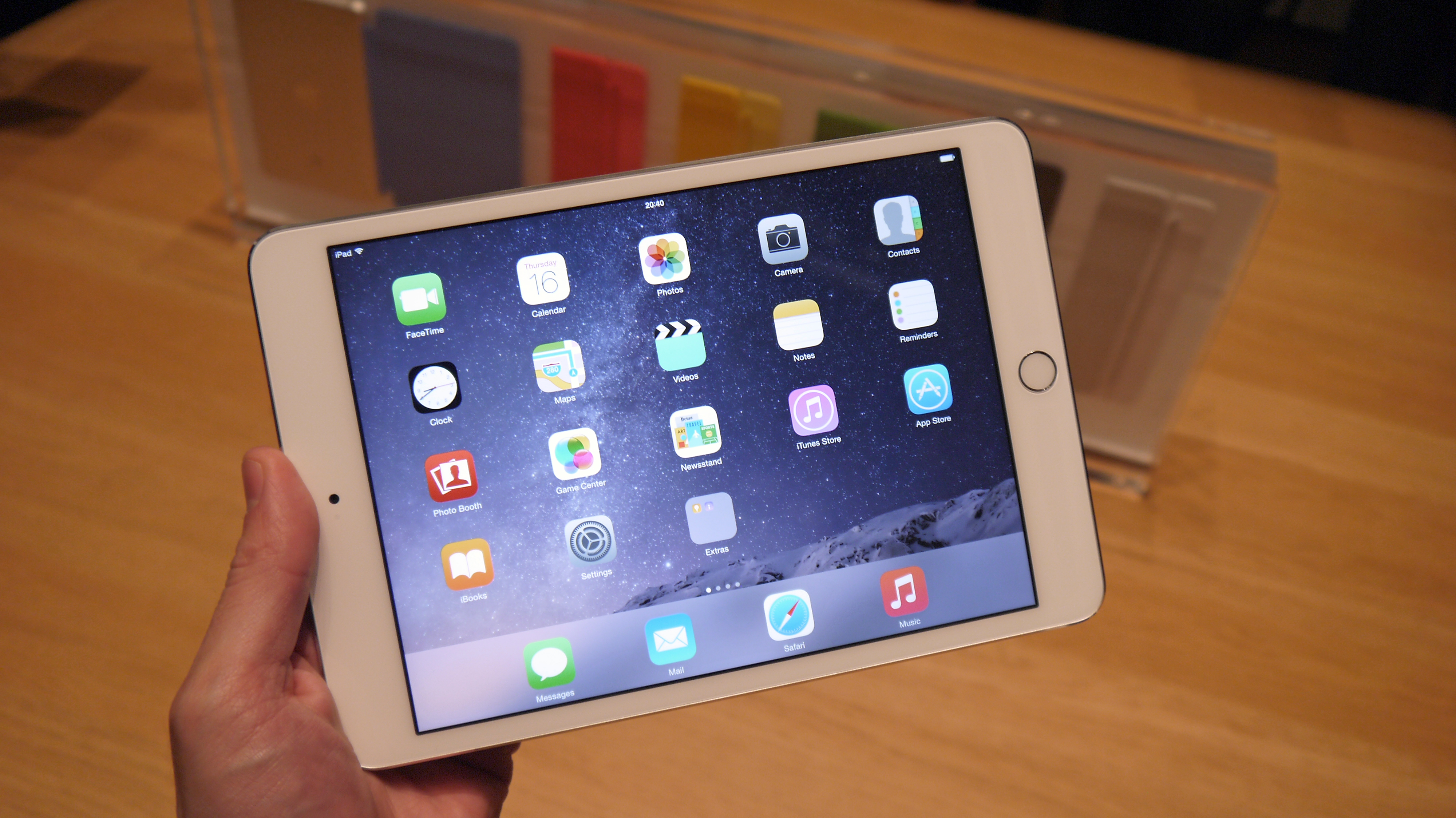 Apple iPad Air 2 event