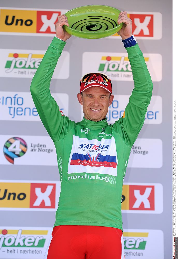 Kristoff earned the green points jersey fro his stage 1 win.