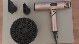 Revamp Dynamic Radiance x Shine Intelligent Ionic Hair Dryer