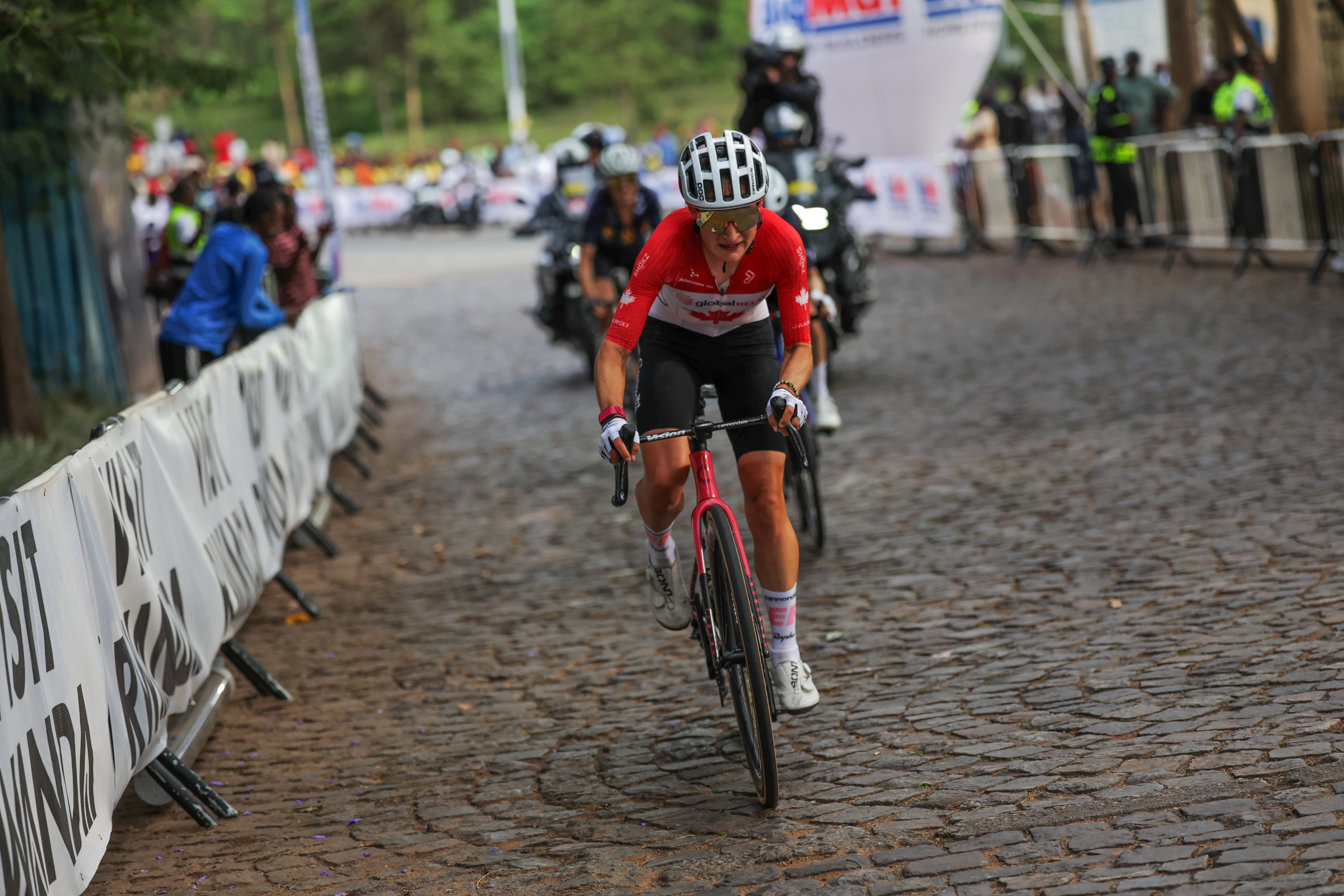Picture by Alex Whitehead/SWpix.com - 27/09/2025 - Cycling - 2025 UCI Road World Championships - Kigali Convention Centre, Kigali, Rwanda - Women Elite Road Race - Magdeleine Vallieres (Canada)