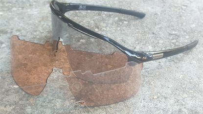 Image shows the Endura Dorado II sunglasses