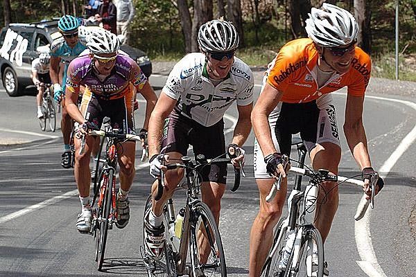 Maint Berkenbosch (Netherlands National Team) leads Bernard Sulzberger (DFL/Cyclingnews)