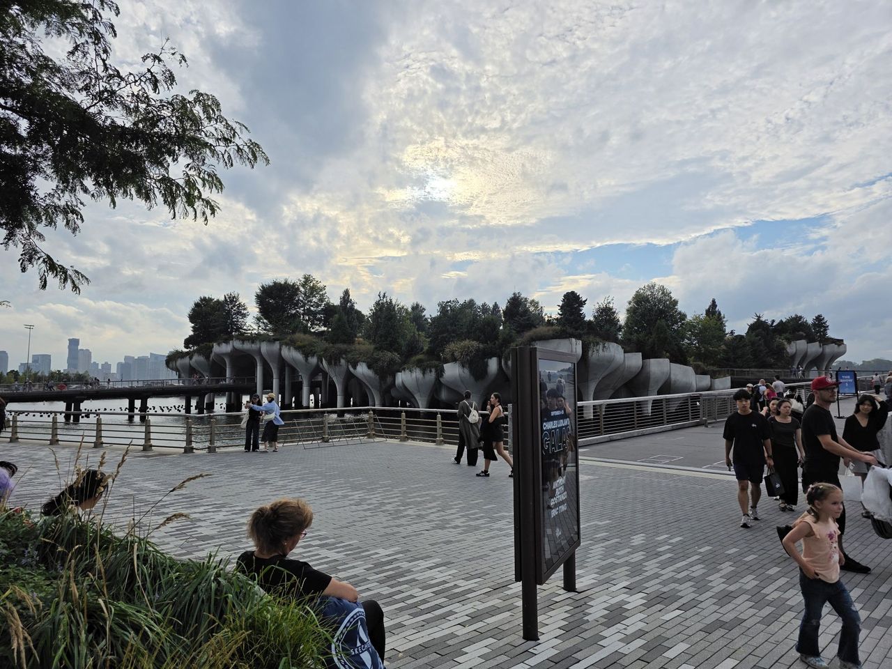 Samsung Galaxy S25 Ultra dynamic range sample.