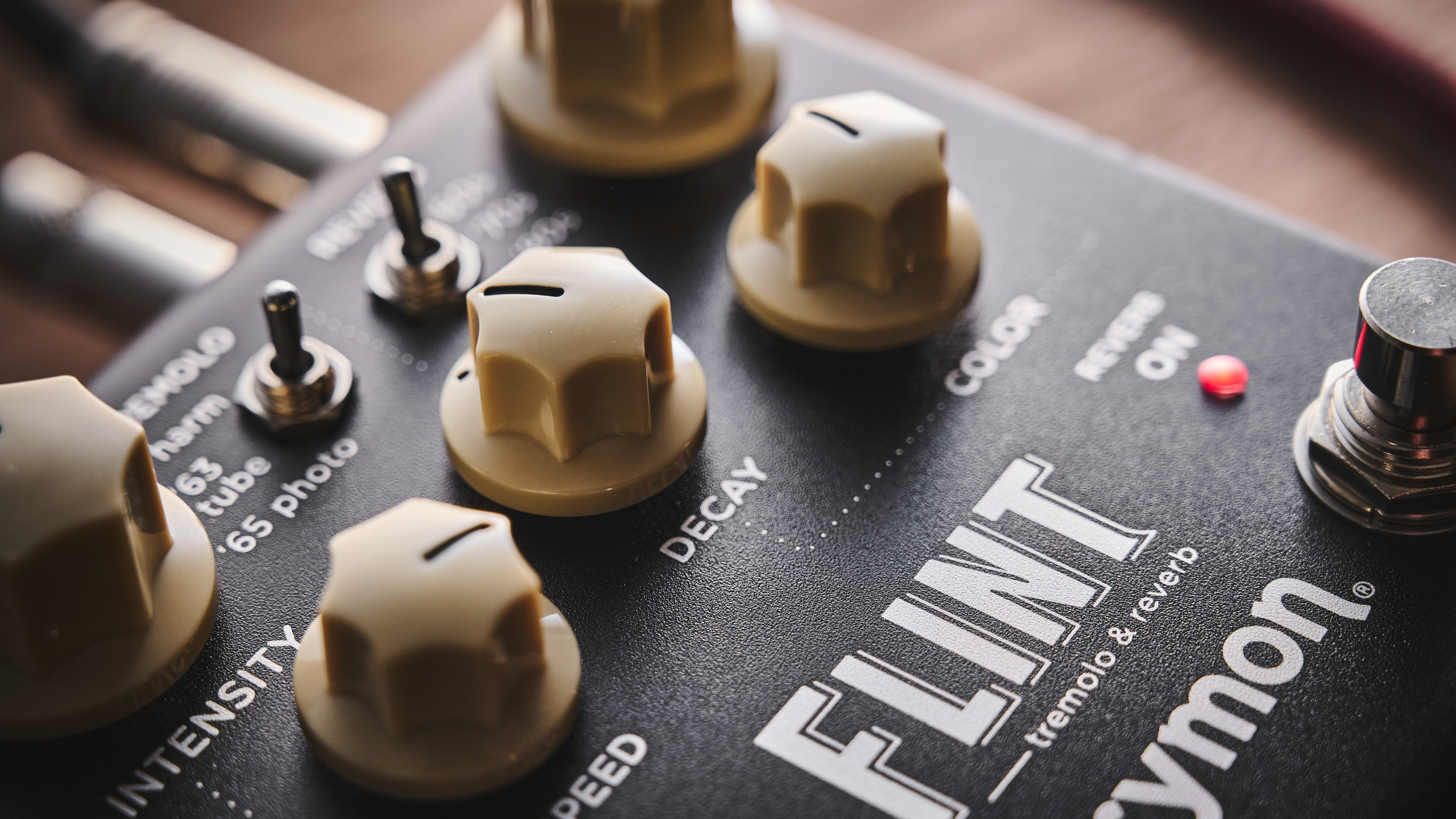 Strymon Flint V2