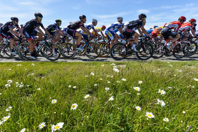 Marcel Kittel sitting in the middle of the bunch