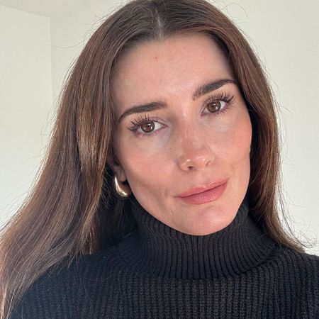 Eleanor wearing loreal big deal mascara on her lashes