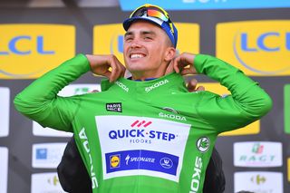 Julian Alaphilippe (Quick-Step Floors) lost yellow but moved into green.