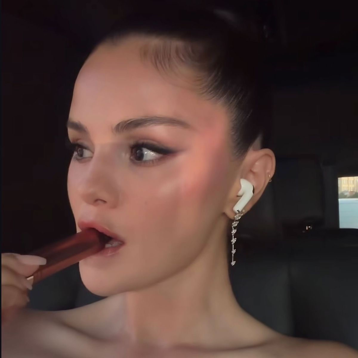 Selena Gomez Wore $40,000 Worth of Jewels to Taylor Swift's Wedding Rehearsal Dinner—Here's a Close-Up Look