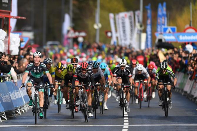 Jay McCarthy (Bora-Hansgrohe) wins the sprint