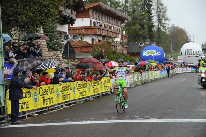 Edoardo Zardini (Bardiani-CSF) wins the second stage at the Giro del Trentino