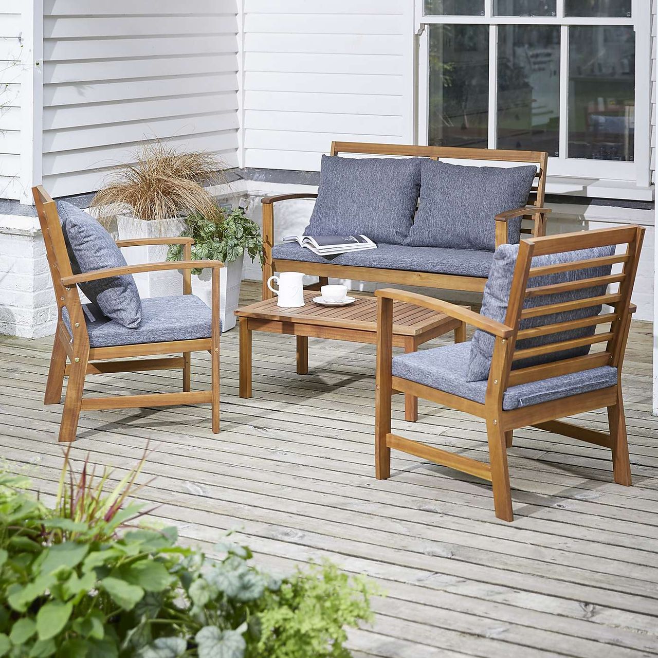 This Dunelm garden furniture is giving us holiday vibes (and we are ...