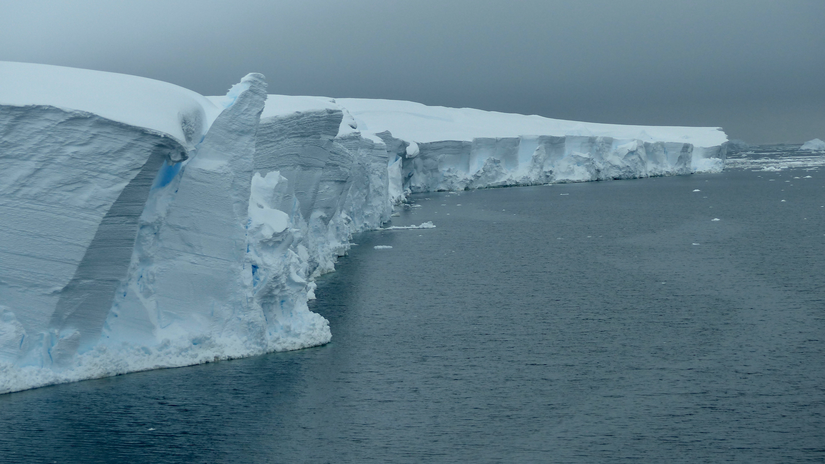 Антарктический ледниковый щит. Таяние ледников Антарктиды 1979-2020. Ледник Туэйтса. Туэйтс Антарктида. Антарктика ледник Туэйтса.
