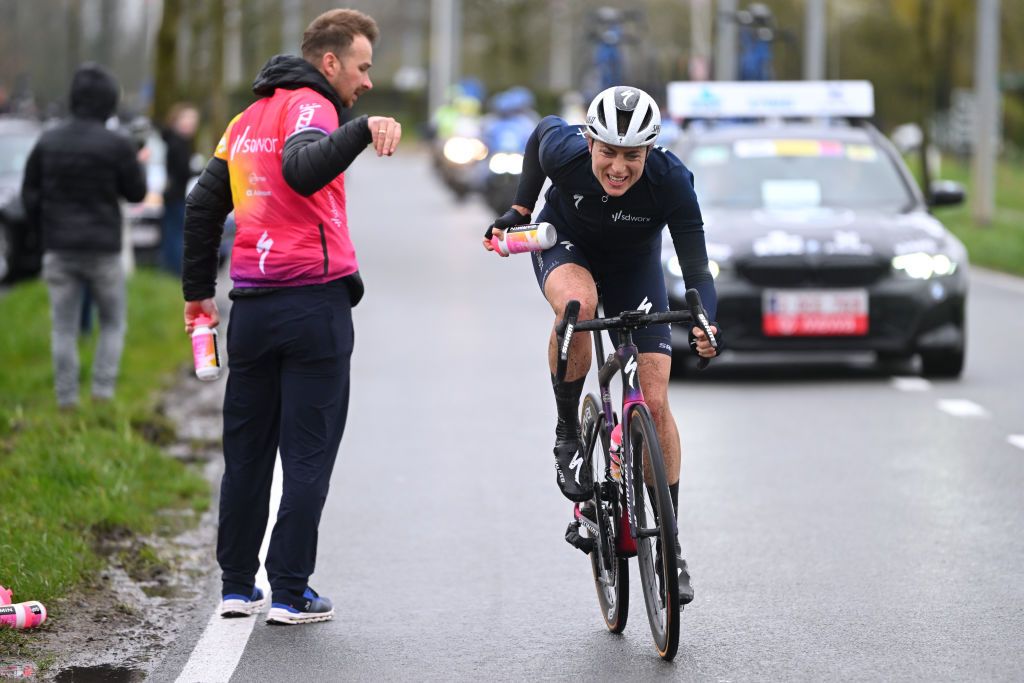 WEVELGEM BELGIUM MARCH 26 Marlen Reusser of Switzerland and Team SD Worx in the breakaway cools down in the feeding area during the 12th GentWevelgem In Flanders Fields 2023 Womens Elite a 1625km one day race from Ypres to Wevelgem UCIWWT on March 26 2023 in Wevelgem Belgium Photo by Luc ClaessenGetty Images