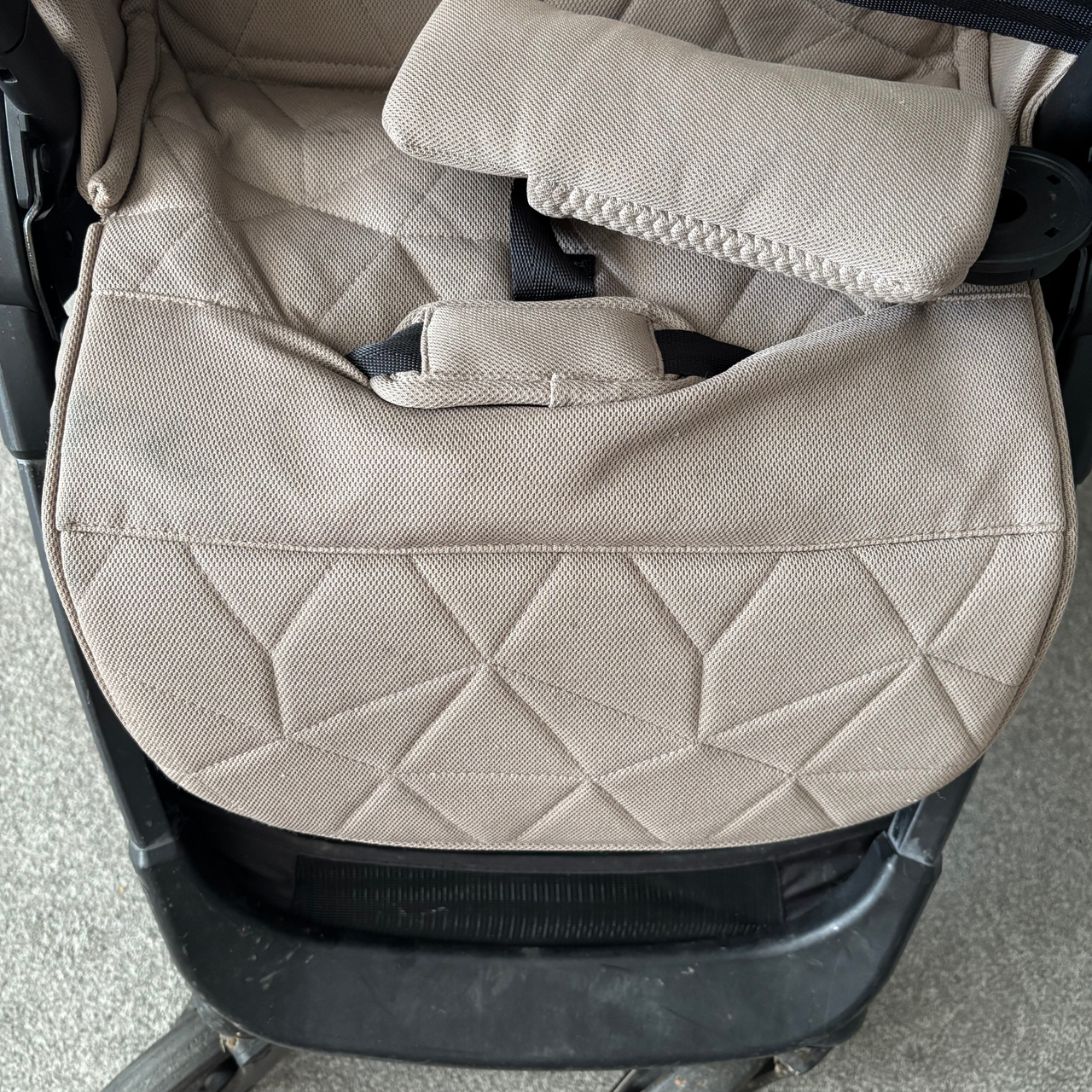 Halo HotSpot Heated Spot Washer cleaning pushchair