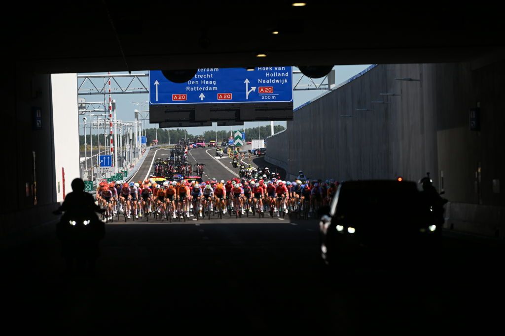 ROTTERDAM NETHERLANDS AUGUST 12 A general view of the peloton competing during the 3rd Tour de France Femmes 2024 Stage 1 a 123km stage from Rotterdam to The Hague UCIWWT on August 12 2024 in The Hague Netherlands Photo by Dario BelingheriGetty Images