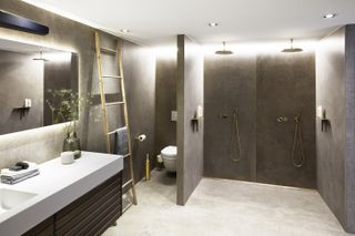 How to install a wetroom