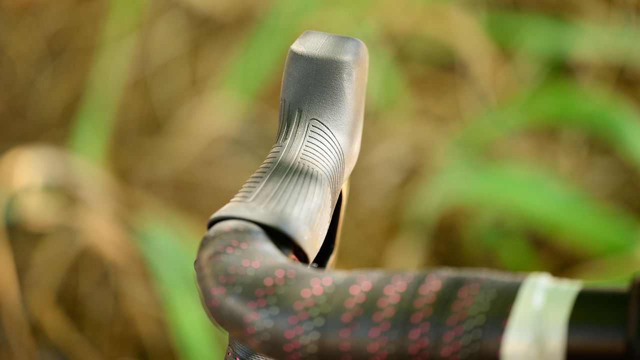 SRAM Apex AXS view of top of hood