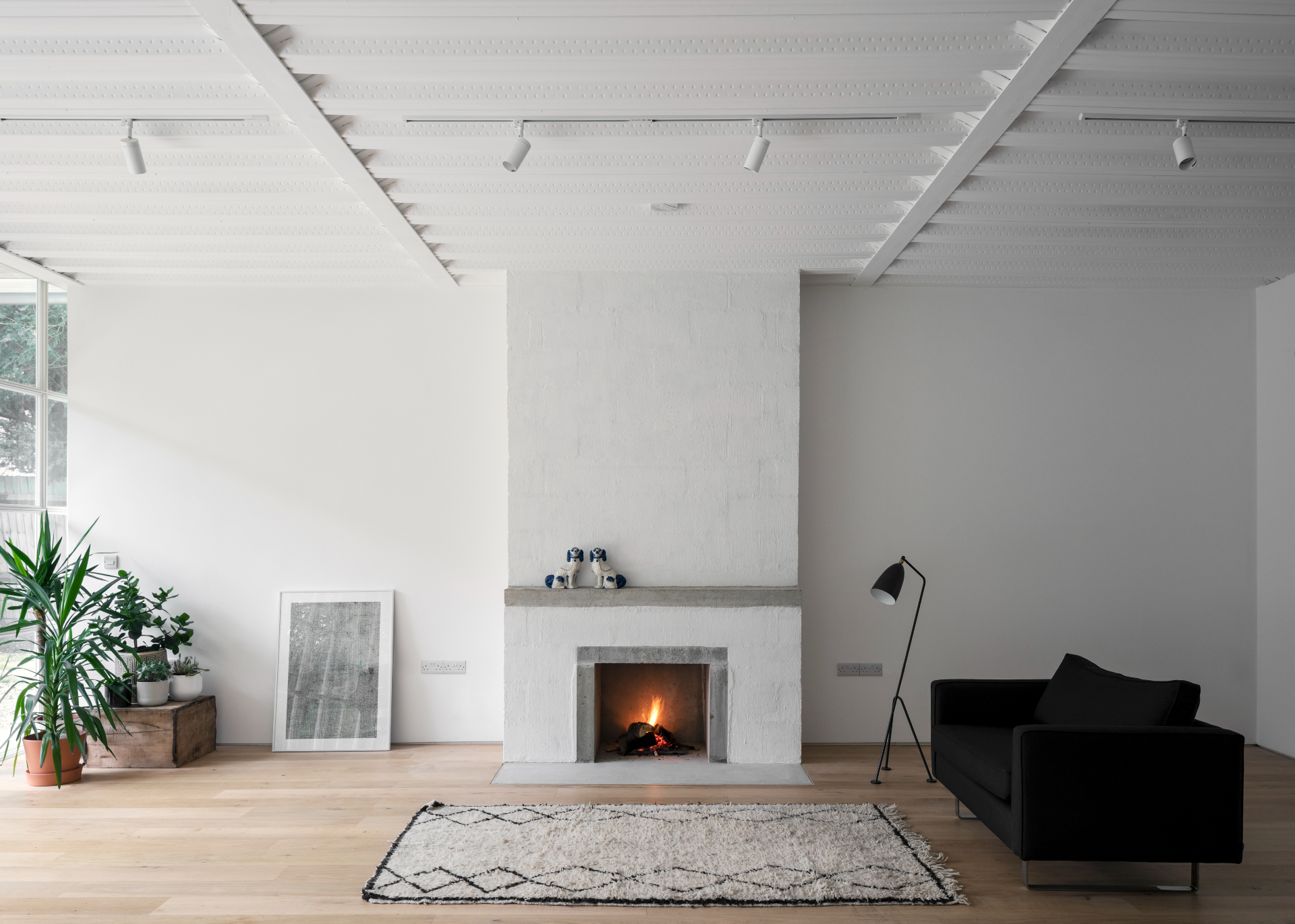 ditto hill house fireplace