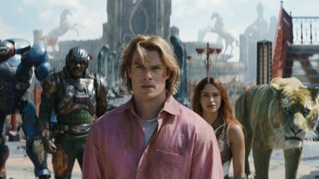 Adam and his friends assembled in Masters of the Universe 