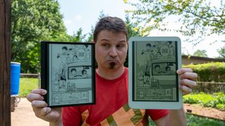 Comparing the Daylight Computer's RLCD screen with the Onyx Boox Tab Ultra's E Ink screen in the sunlight