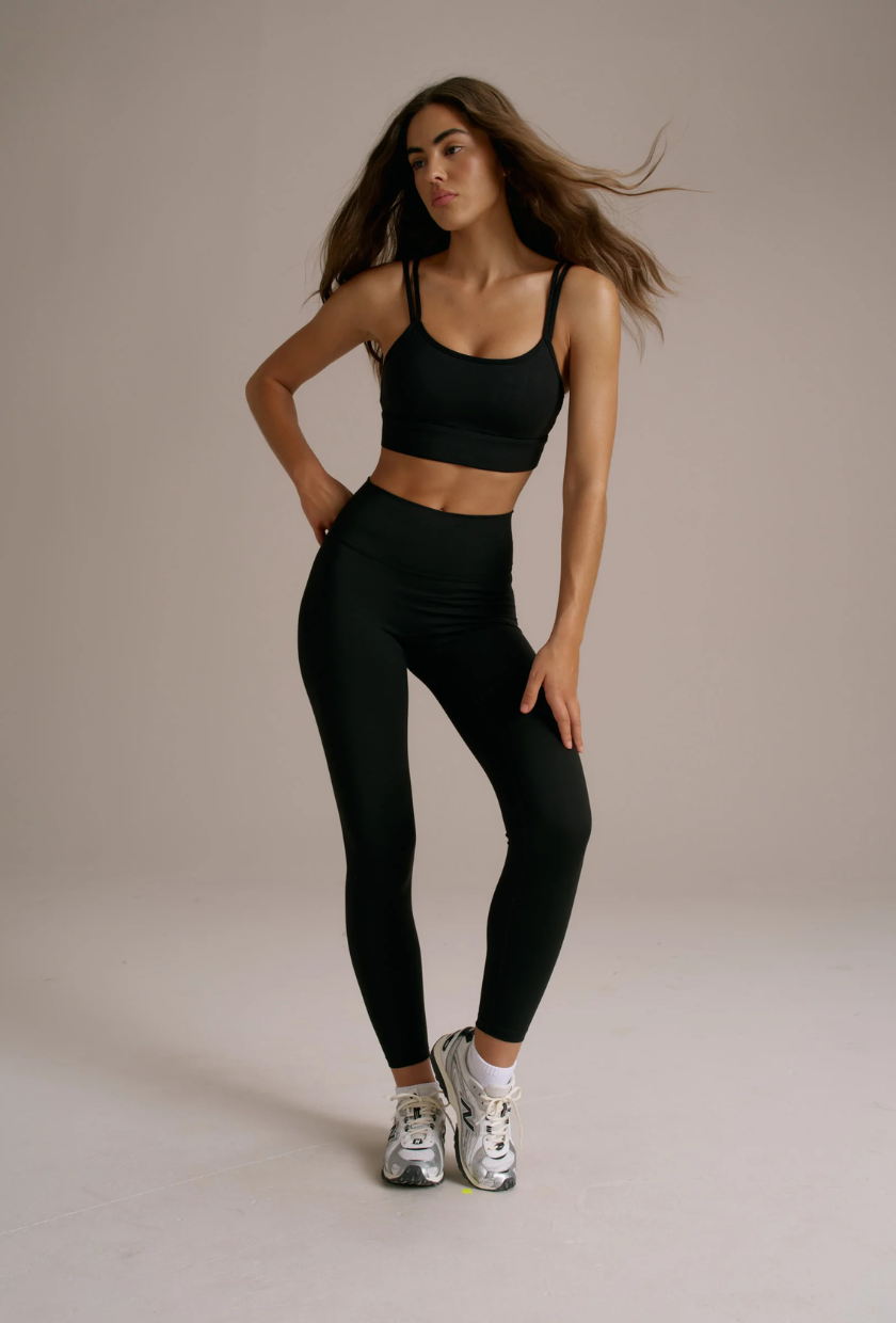 An image of Adanola Ultimate Leggings in Black.