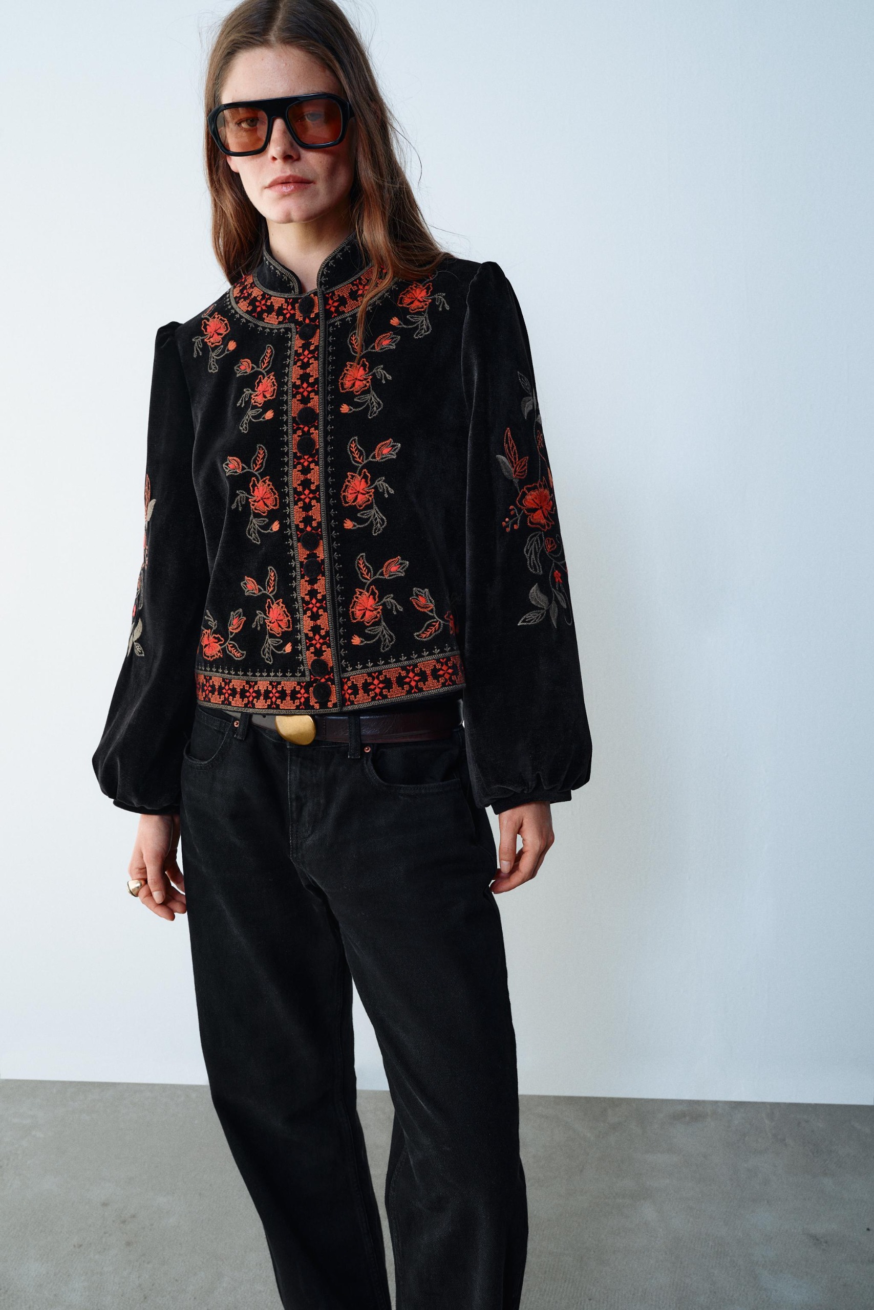 Embroidered Velvet Jacket - Black - Xs