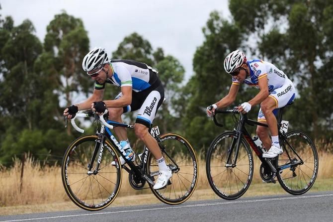 Jack Bobridge (Blanco Pro Cycling) and Lachlan Norris (Raleigh) joined forces to try and reach the leaders