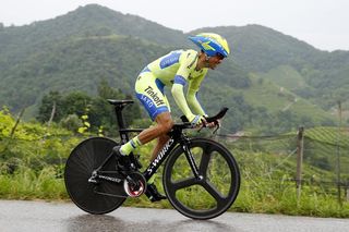 Alberto Contador (Tinkoff-Saxo) takes third in the time trial and moves back into the overall lead at the Giro d'Italia