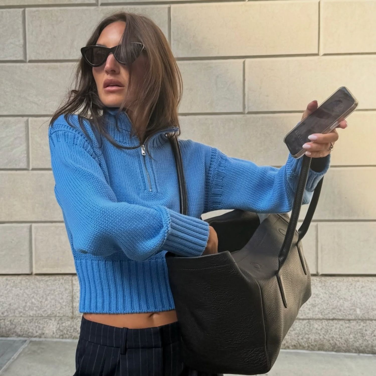 @molliewolffstyle wearing the J.Crew rollneck